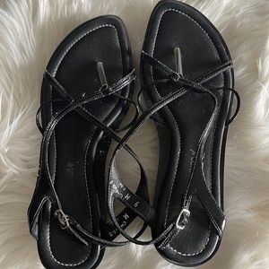 Donald Pliner Black Sandels, only wore them one time